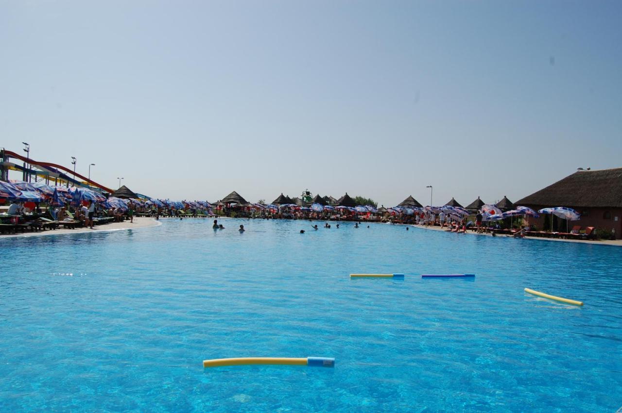 S Club Resort Hotel Aqua Park And Spa Белград Екстер'єр фото